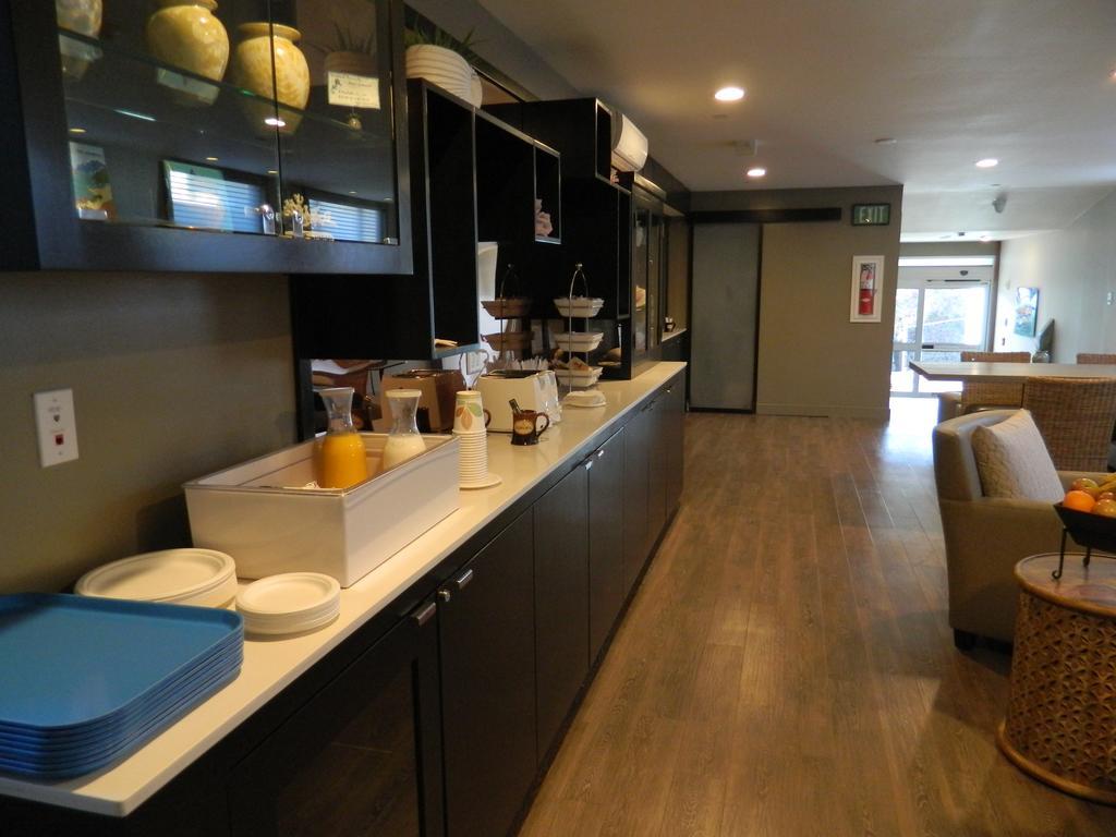 Aurora Hotel Avalon Εξωτερικό φωτογραφία
